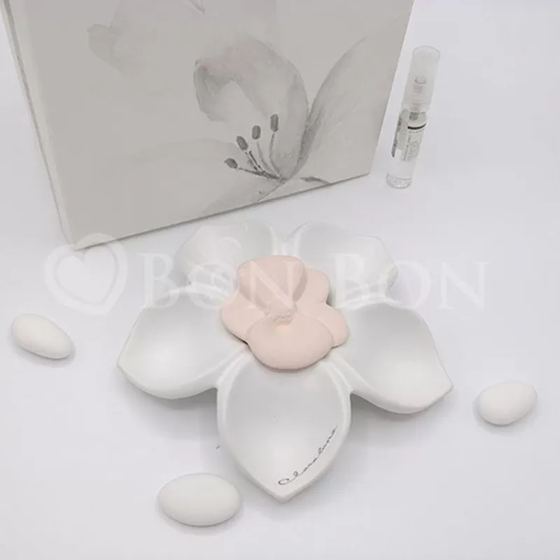 Bomboniera matrimonio claraluna 18161 lothus con fiore ed essenza spray Claraluna - 1