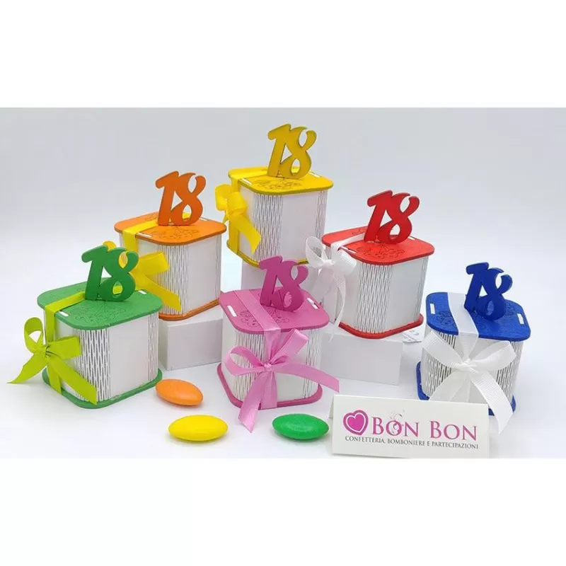 Compleanni astuccio e portaconfetti scatoletta in legno 18 compleanno assortiti - 1