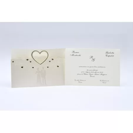 Partecipazione matrimonio E053 con coppia sposi e cuori dorata Alessia Partecipazioni - 4