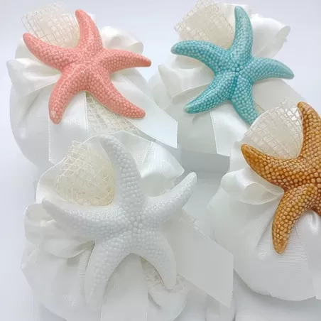 Bomboniera matrimonio magnete stella marina colorata con sacchetto Encantada - 2