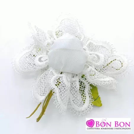 Sacchetto matrimonio in offerta centrino con fiore panna - 2