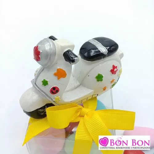 Bomboniera in offerta vespa confezionata con scatolina trasparente Royal Gifts - 1