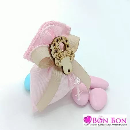 Linea sacchetti nascita e battesimo tessuto rigato rosa con applicazione legno Liete Creazioni - 3