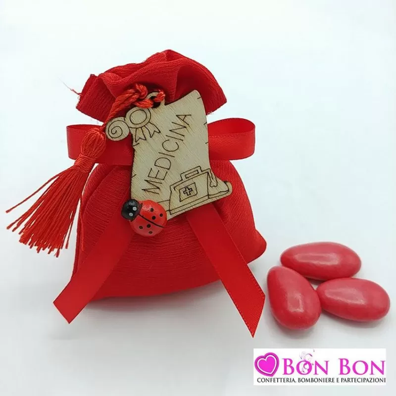 Sacchetto laurea bustina rossa con magnete legno medicina - 1