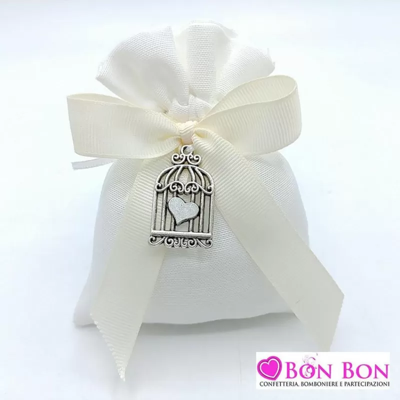 Sacchetto matrimonio in tessuto panna con applicazione gabbia con cuore - 1