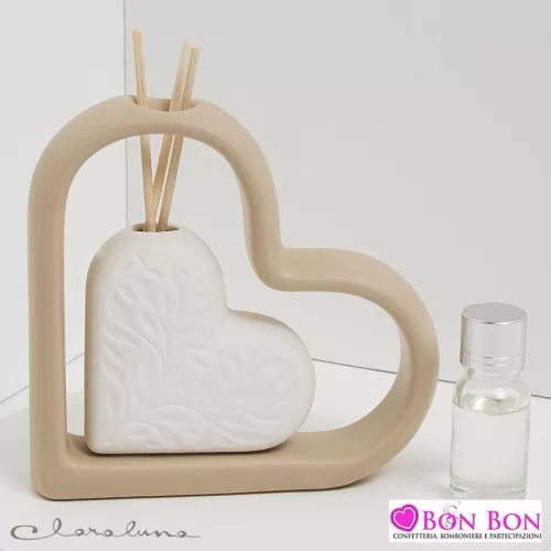 Bomboniera matrimonio claraluna 2021 profumatore cuore bianco e tortora 21002 Claraluna - 1