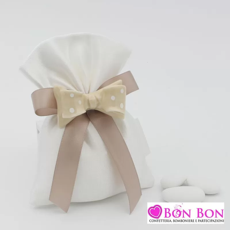 Sacchetto in raso panna con magnete fiocco beige a pois - 1