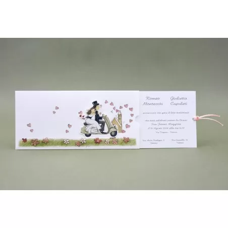 Partecipazione matrimonio coppia sposi con vespino Alessia Partecipazioni - 2