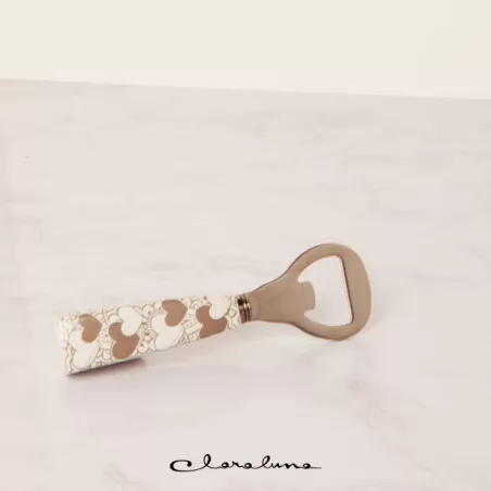 Bomboniera matrimonio utile ed economica apribottiglie decoro cuori Claraluna - 1