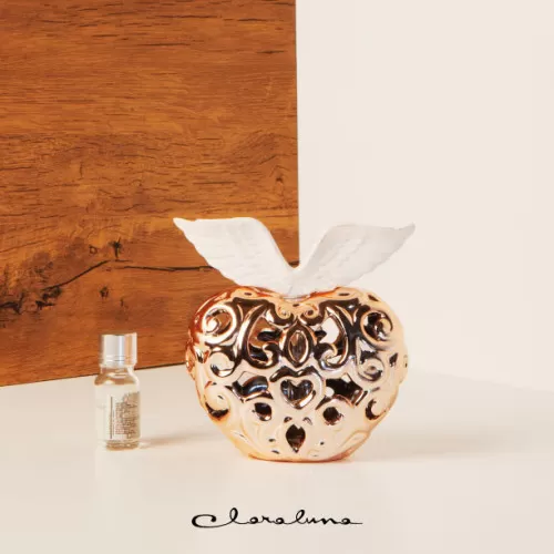 Bomboniera matrimonio claraluna 2023 profumatore cuore con le ali piccolo oro Claraluna - 1