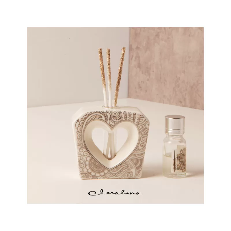 Bomboniera matrimonio claraluna 2023 profumatore cuore decorato Claraluna - 1