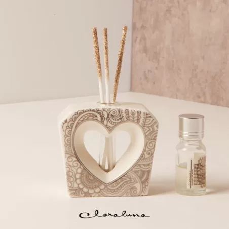 Bomboniera matrimonio claraluna 2023 profumatore cuore decorato Claraluna - 1