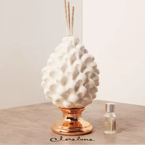 Bomboniera matrimonio claraluna 2023 profumatore pigna bianca con piede oro grande Claraluna - 1