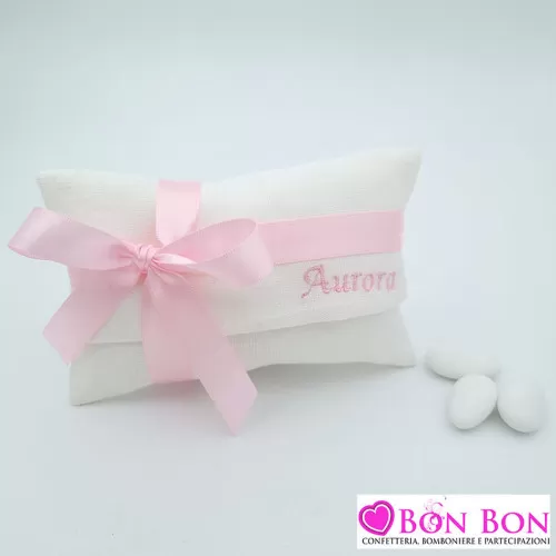 Sacchetto per nascita e battesimo busta letttera in lino con nome ricamato Liete Creazioni - 1