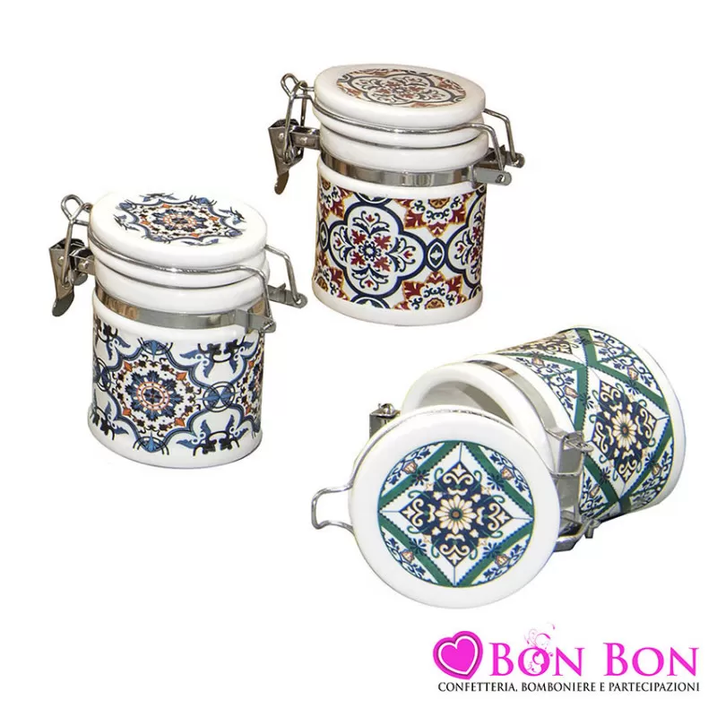 Bomboniera matrimonio siciliano barattolo con maioliche altezza 8 cm Cupido - 1