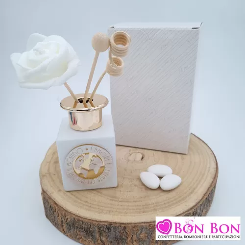 Bomboniera matrimonio profumatore bianco con decoro in plex Melograno - 1