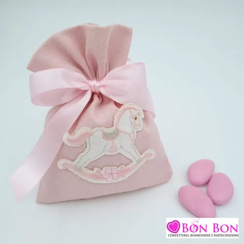 Sacchetto per battesimo busta rosa con cavallino in tessuto Cupido - 1