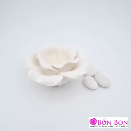 Bomboniera matrimonio candela profumata rosa bianca - 1