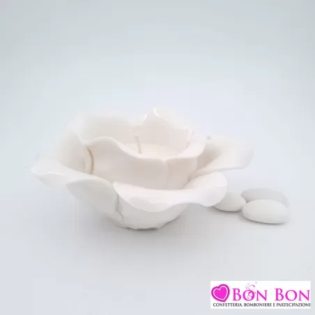 Bomboniera matrimonio candela profumata rosa bianca grande - 1