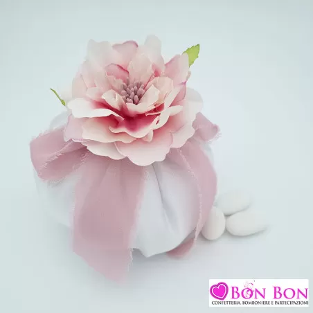Sacchetto matrimonio fagotto raso bianco con ortenzia rosa antico - 1