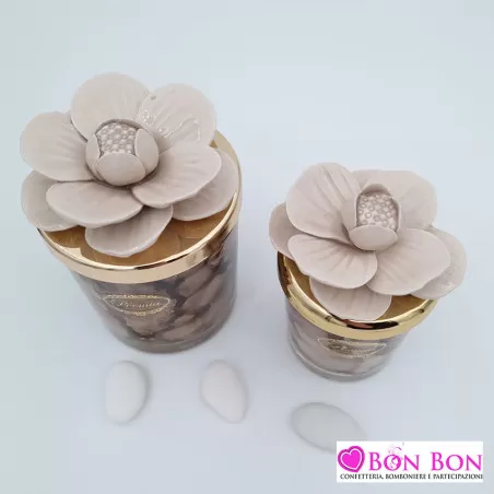 Bomboniera matrimonio candela tortora maculata con fiore - 2