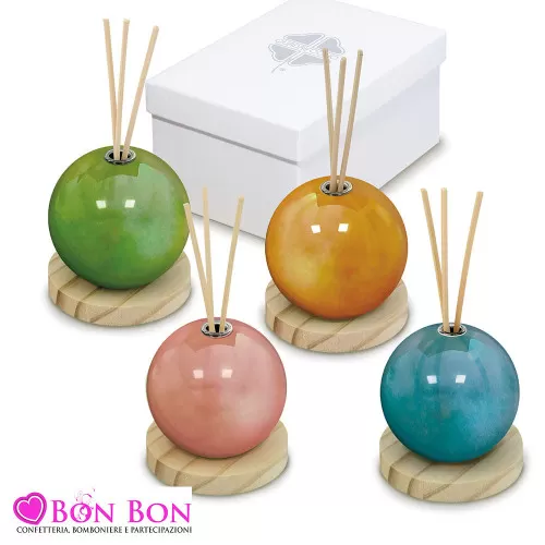 Bomboniera matrimonio solidale profumatore sfera colorata Quadrifoglio - 1