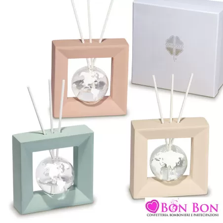 Bomboniera matrimonio solidale profumatore mondo con cornice Quadrifoglio - 1