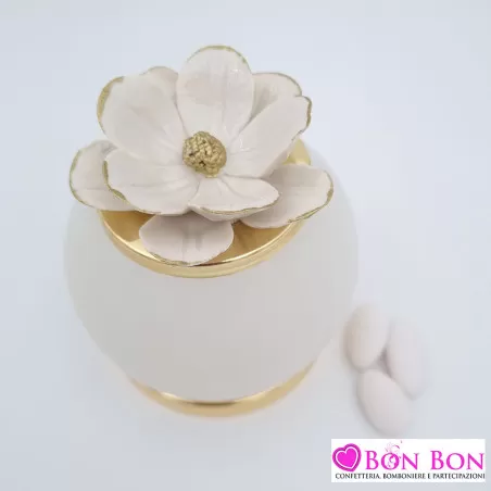 Bomboniera matrimonio lampada con fiore peonia avorio - 5