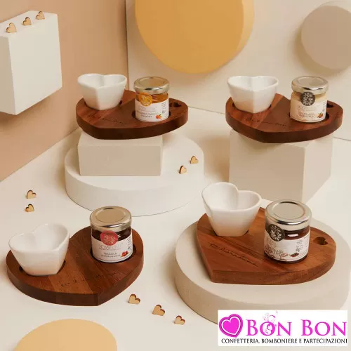 Bomboniera Matrimonio Enogastronomica Claraluna 2025 Vassoio in Legno a Forma di Cuore con Crema o Marmellata e Ciotolina Claral