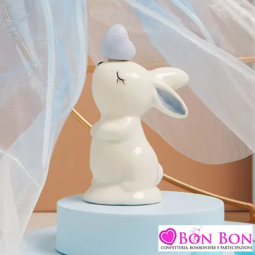Bomboniera Battesimo Bimbo Coniglietto Celeste con Cuore in Porcellana Grande Claraluna - 1