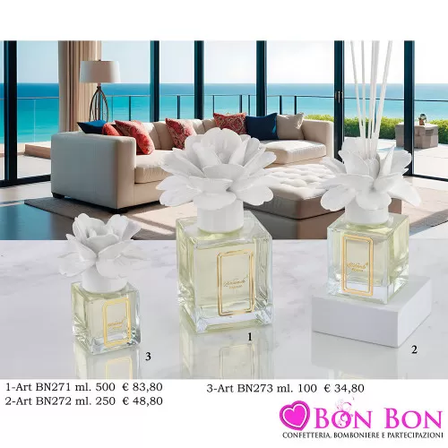Bomboniere Matrimonio Melaverde Diffusori in Vetro Cubico con Fiore Bianco Melaverde - 1