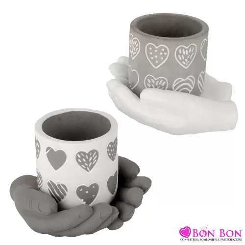 Bomboniera matrimonio mani che tengono vasetto porta piantina ETM - 1