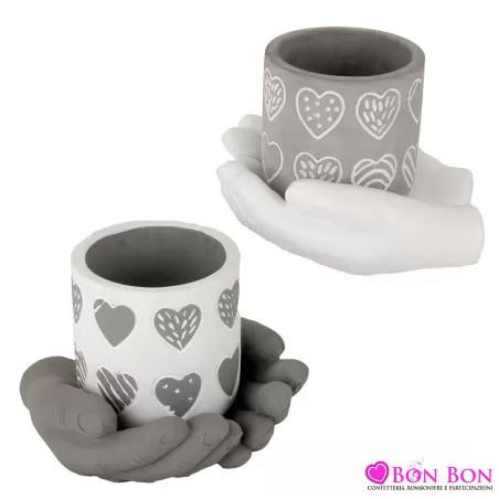 Bomboniera matrimonio mani che tengono vasetto porta piantina ETM - 1