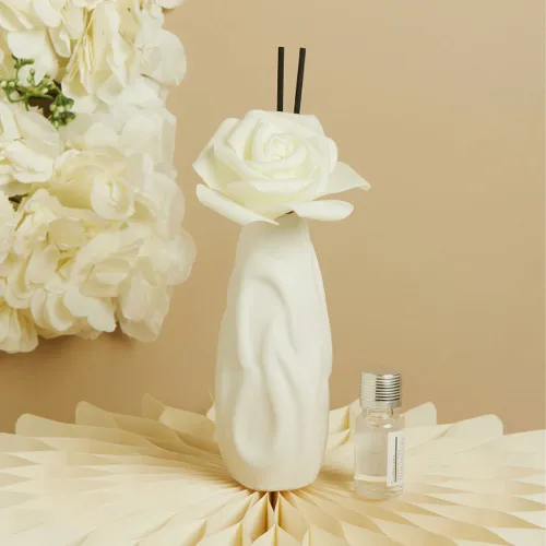 Bomboniera Matrimonio Claraluna 2026 – Profumatore Onde piccolo in porcellana Claraluna - 1