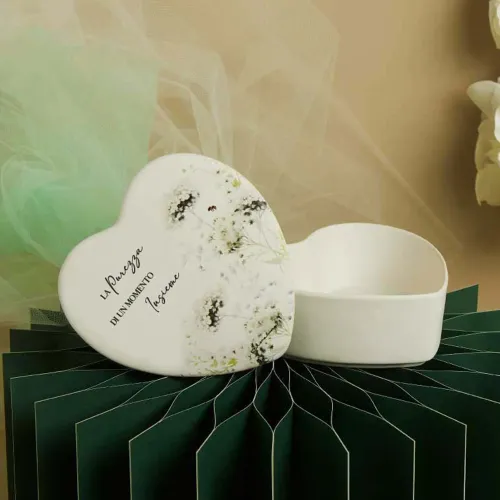 Bomboniera Matrimonio Claraluna 2026 – Scatola cuore floreale verde Claraluna - 1