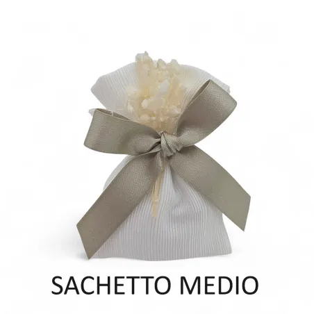 Sacchetti matrimonio ottomano panna con fiocco salvia e gipsofila Liete Creazioni - 3