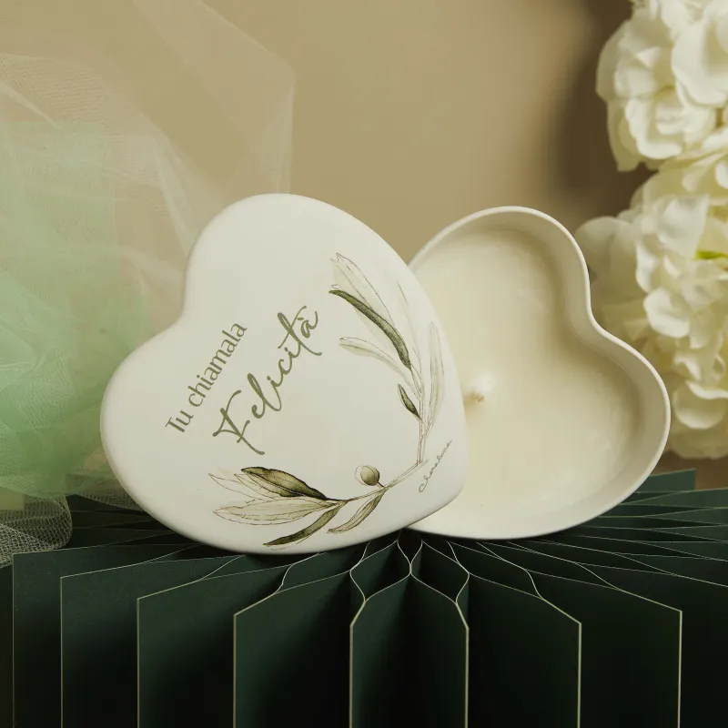 Bomboniera Claraluna 2026 – Scatola Candela Cuore Ulivo Claraluna - 1