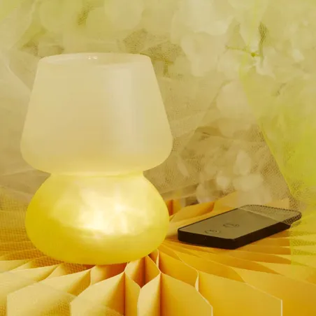 Bomboniera Matrimonio Claraluna 2026 Lampada Led Gialla con Telecomando Claraluna - 1