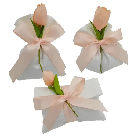 Sacchetti porta confetti matrimonio in lino panna con tulipano cipria Liete Creazioni - 1