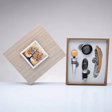 Scatola attrezzi vino in legno albero della vita Cuorematto 2026