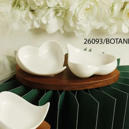 Bomboniera Claraluna Vassoio in Acacia con 2 Ciotole Cuore in Porcellana – Personalizzata (Scatola Botanica Inclusa)